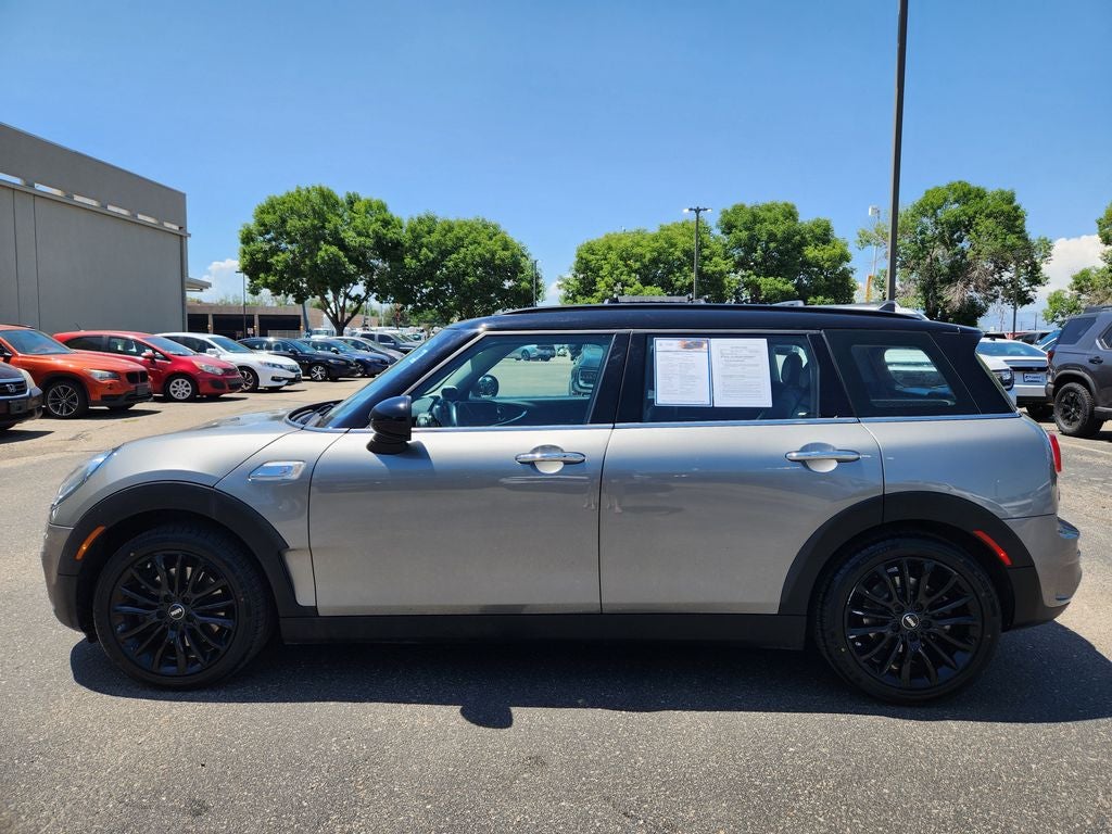 2016 MINI Cooper S — interior view
